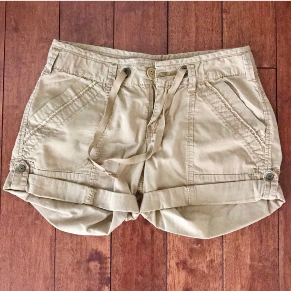Juniors Khaki Shorts